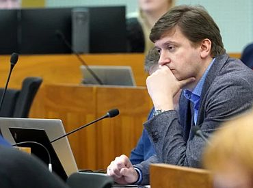 А нас с родным языком «зацензурили»: Чекушин о демократичности Mana Balss