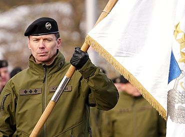 Nacionālo bruņoto spēku komandiera amatam virza Pudānu