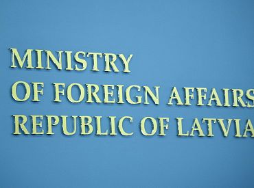 ĀM saņemtas ziņas par kopumā 95 Latvijas valstspiederīgajiem Izraēlā; pagaidām reģionu vēl nav izdevies pamest