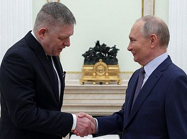 «Ответ Зеленскому». Зачем словацкий премьер Роберт Фицо приезжал в Москву?