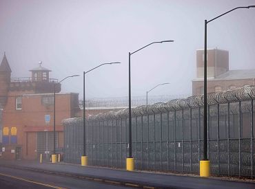 В США гей-пара приговорена к пожизненному: насиловали своих приёмных сыновей, снимая всё на видео