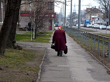 Krievija ieskaitījusi vēl vienu niecīgu summu pensiju izmaksai saviem pilsoņiem, bet trūkst vairāk nekā 3 miljonu eiro