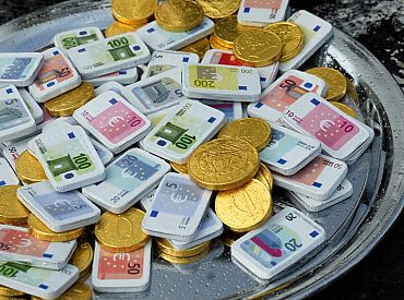 Объем средств в фондах ЕС уменьшается: еврокомиссар по финансам