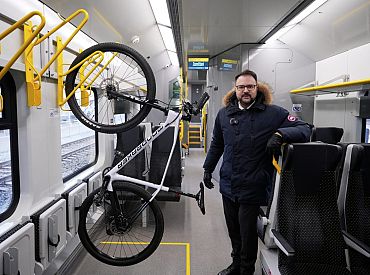 Pētījums: Latvijā 87% pasažieru ir apmierināti ar vilcienu satiksmi Latvijā