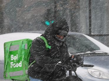 Сами — нация крестьян, а воротят нос от мигрантов из Азии? Как девушка пыталась ввозить в Латвию гастарбайтеров