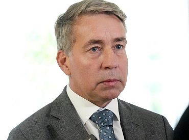 Pensionāru federācija prasa Siliņu skaidrot Auguļa nomaiņu