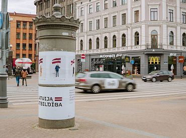 Rīgas pilsētvidē apskatāma patriotiska foto portretu sērija