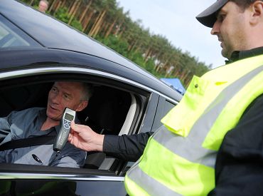 Otrdien ceļu satiksmes negadījumos Latvijā cietuši 12 cilvēki