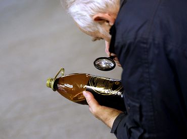 Бутылки собирать выгоднее, чем вкладываться во второй пенсионный уровень? Давайте посчитаем