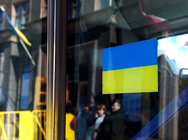 «Вы же обещали до победы?» Рижане спрашивают, почему нет флагов Украины в общественном транспорте