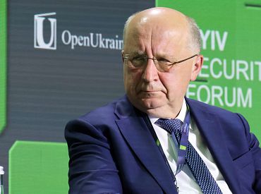 Милитаризировав экономику, Россия не может не воевать. Значит, ждём нападения: еврокомиссар по обороне