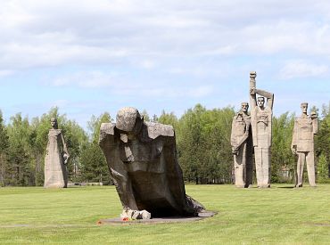 Вспомним всех, кто отдал жизни за мир: в Саласпилсе пройдет поминальная служба по жертвам нацизма