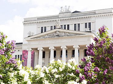 Pagaidām nav zināms, cik lielus zaudējumus varētu radīt operas slēgšana remontdarbu dēļ