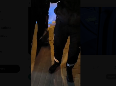 Клиентка такси так расстроилась, что водитель заговорил с ней по-русски, что вызвала полицию. Финал неожиданный