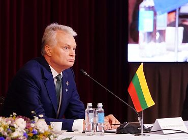 Nausēda mudina NATO valstis ātrāk palielināt aizsardzības izdevumus