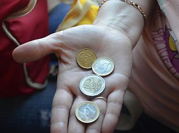 Латвию накрывает волна банкротств? Экономисты не согласны