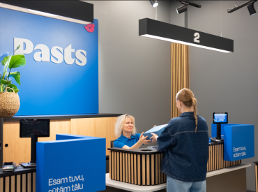 Пришла за посылкой, а её уже выдали другому: случай в Latvijas Pasts