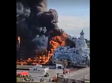 Жуткий пожар на фестивале в Бельгии мог бы стоить жизни десяткам тысяч людей. Но обошлось (ВИДЕО)