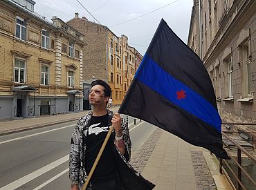 Назвали «пидором» и сломали челюсть. Артурс считает, что его избили из-за внешнего вида и предостерегает других