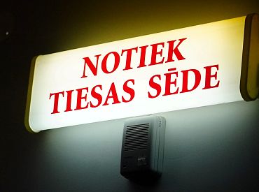 «Пора прекращать доить людей»: юристы готовят иск к Латвии от имени ее жителей. Сумма около 1,5 млрд. евро