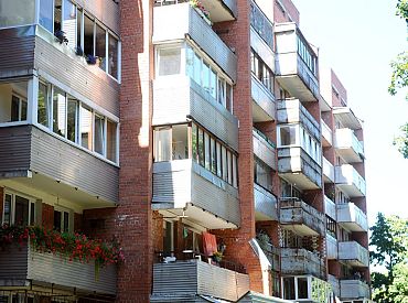 Ипотека по-латвийски: квартира советской постройки. Большинство латвийцев продолжит жить там