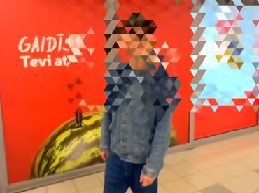 «Это не шутка!» Блогер поймал любителя писать молодым девочкам «на живца». Как он поступил? (ВИДЕО)