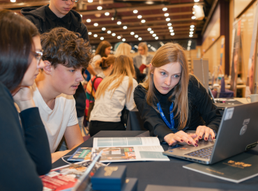 Kur uzsāka studijas Latvijas skolu absolventi? Nīderlande, Beļģija un Skandināvija apsteidz Lielbritāniju popularitātē