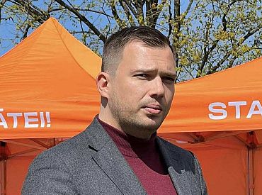Андрей Козлов: надеюсь, первыми на фронт пойдут жены и дети тех, кто держал в руках радужные флажки?