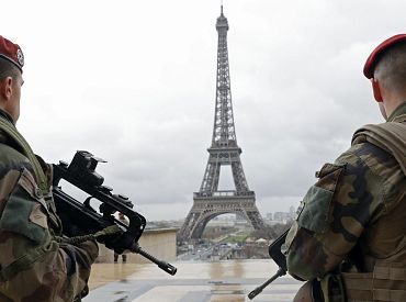 В парламент Франции внесли законопроект о выходе из НАТО