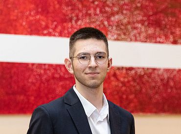 В обход процедуры: украинец получил гражданство Латвии