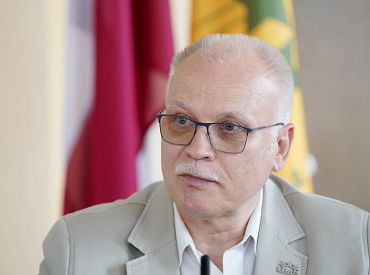 Текущий проект бюджета посадит медицину на «голодный паёк» — глава профсоюзов медиков