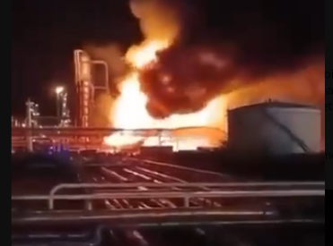 Взрывы и пожары на НПЗ в Венгрии и Румынии: они работали с российской нефтью