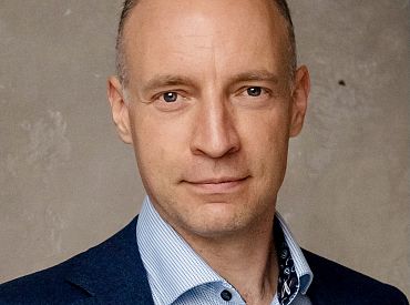 «Минутка лишнего»: юрист — о том, почему Латвии не нужны airBaltic, железные дороги и порты