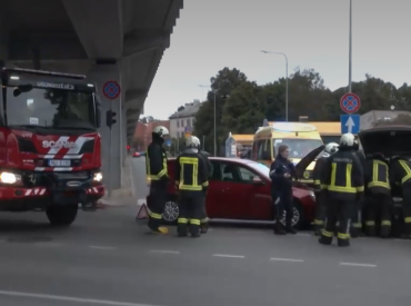 “Случайно” водительница Volvo выехала на красный и устроила аварию