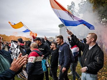 А чо сразу фашисты и расисты? На противников миграции СМИ вешают ярлыки