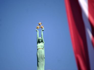 Мы обогнали Литву! Медианный доход в Латвии — 12 821 евро