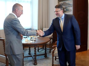 У нас тоже начнут убивать, как в Америке? Шлесерс написал письмо президенту