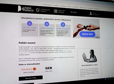 Сейм выделил финансирование порталу Manabalss.lv: на защиту демократии?