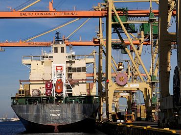 У России отняли, в Бангладеш послали. 30 тысяч тонн удобрений