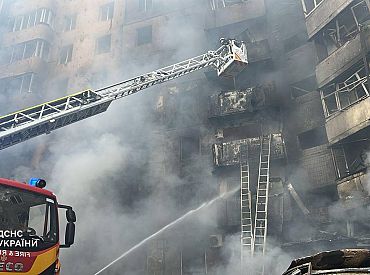 Более 500 российских дронов и ракет ударили по Украине. В Тернополе погибли 10 человек