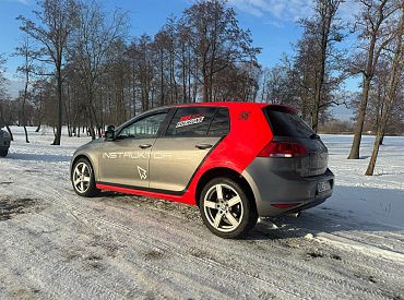 Скоро зима. Как гарантированно сдать экзамен по вождению на зимней дороге