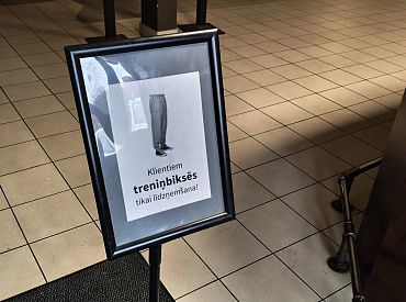 Популярный клуб в Елгаве напомнил о дресс-коде; не всем это оказалось по душе