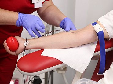 «Доноры нужны сейчас»: центр крови объявил тревогу