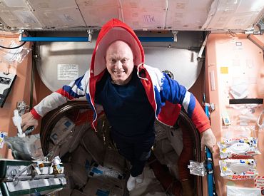 Вынес в телефоне: уроженца Риги космонавта Артемьева исключили из экипажа Crew-12