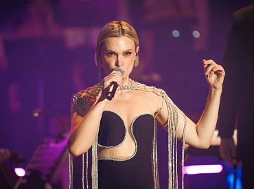 Выступающая на передовой Украины Маргарита Мелешко — о войне, благодарности Латвии и любви к группе “Tautumeitas”