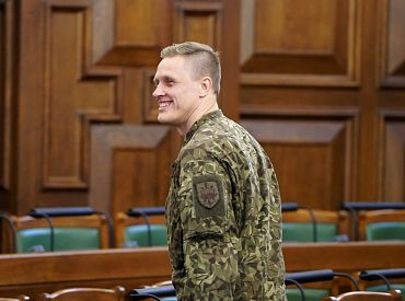 Учите латышский: как Домбрава приложил руку к сокращению льгот для украинцев