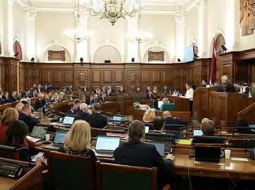 Сейм утвердил реформу пенсий за выслугу лет: изменения с 2027 года