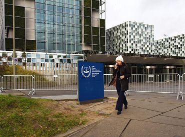 В России вынесли приговор прокурору Международного уголовного суда, США хотят наказать весь суд