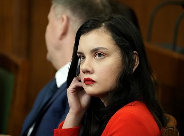 Левренце зажгла соцсети! Её образ в Сейме шокировал публику (но не нас) ФОТО, ВИДЕО