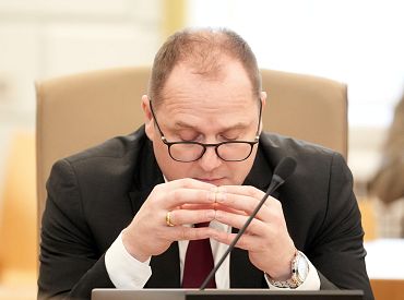 ZZS politiķis: Čudara nomaiņa neatrisinās NA izgaismotās problēmas